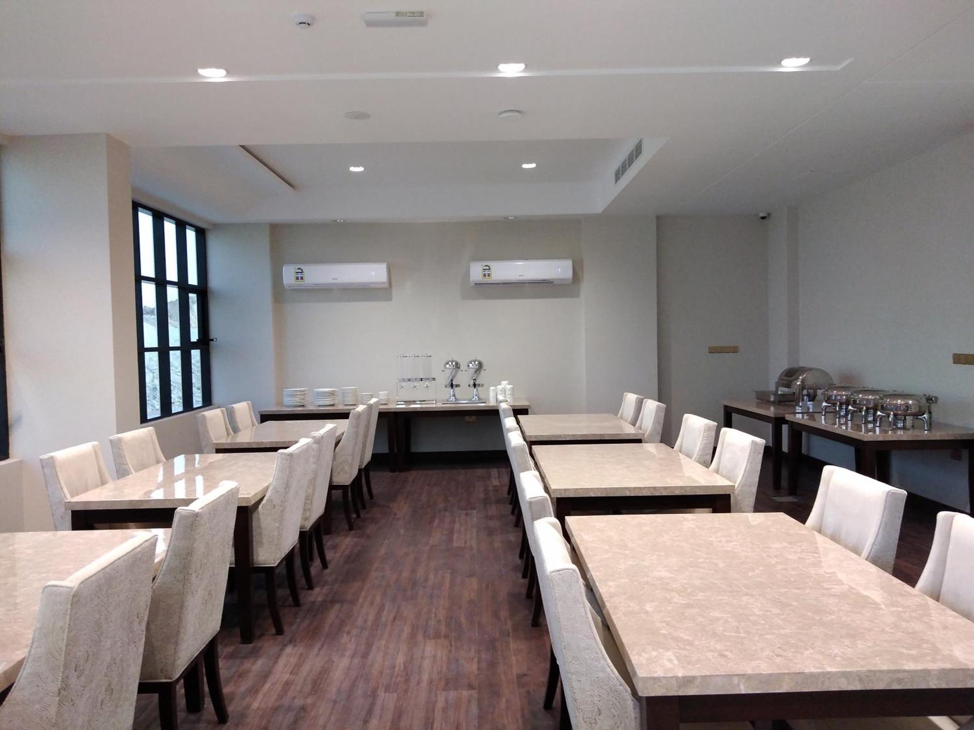 Nebula Hotel Duqm Ngoại thất bức ảnh